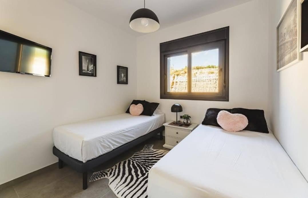 Sunset Waves Benidorm 136 Apartment Bagian luar foto